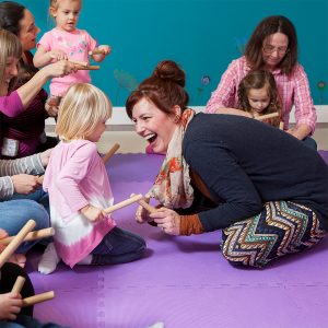 Shay Ryan, Kiddos Kin